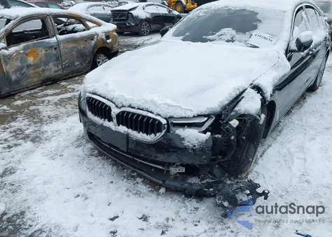 2021 BMW 530I xDrive z USA, uszkodzony, nr VIN WBA13BJ09MWW98615